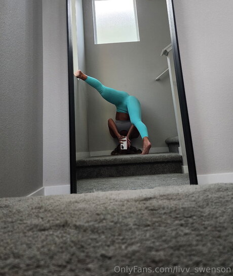 Livv Swenson onlyfans nude leaked