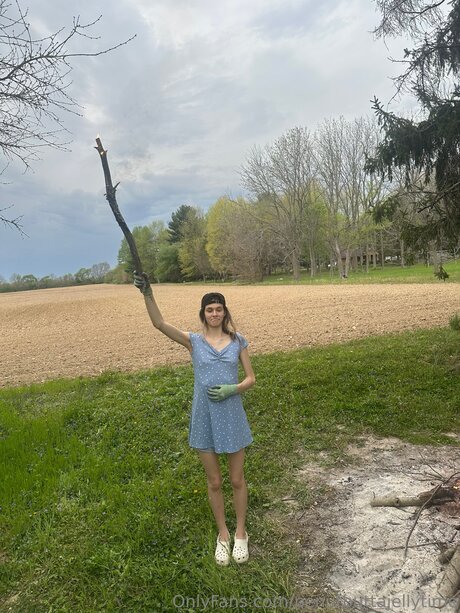 Penutbuttajellytime onlyfans tits