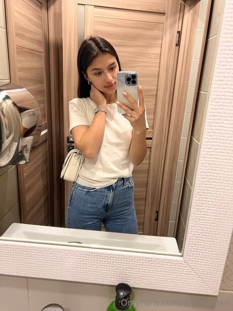 Darina Dari onlyfans porno