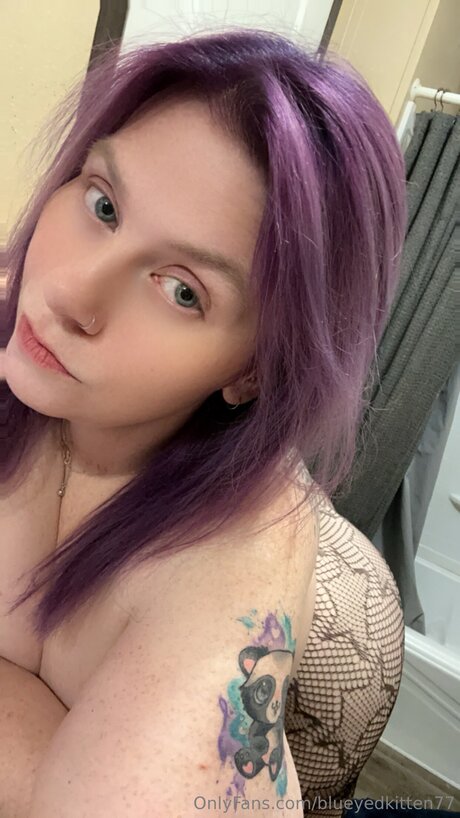 Blueyedkitten77 onlyfans content type