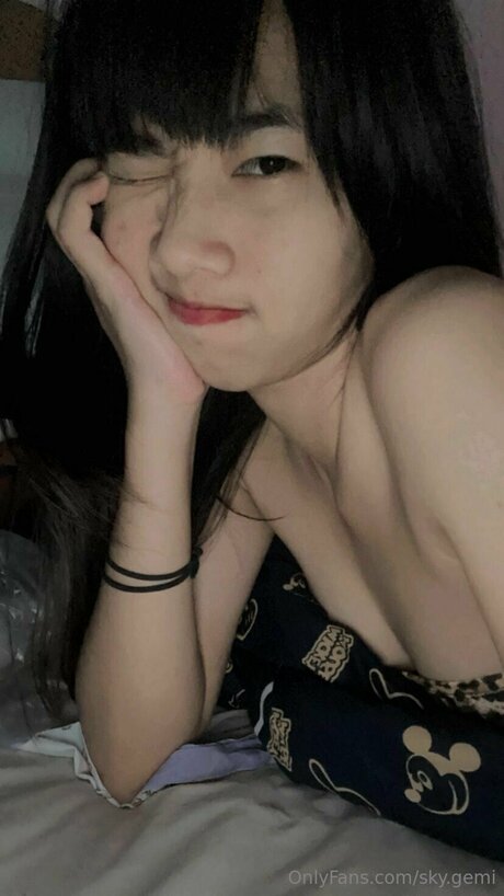 Sky Gemi only fans pics