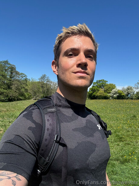 Leowestxx leaked nudes onlyfans