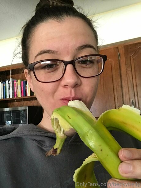 Beckybelly only fans photos