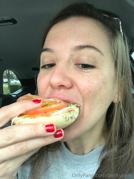 Beckybelly naked onlyfans