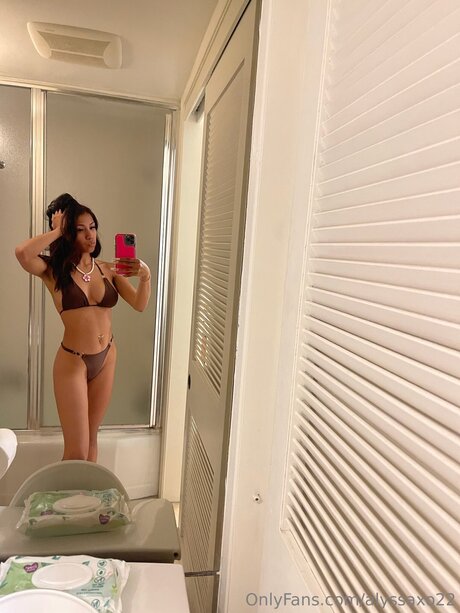 Alyssaxo22 onlyfans posts