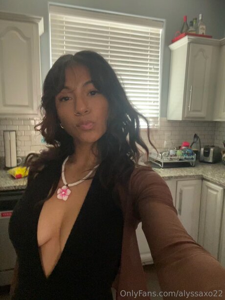 Alyssaxo22 naked leaked onlyfans