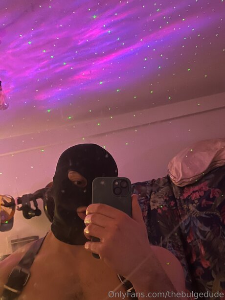 Thebulgedude onlyfans pics