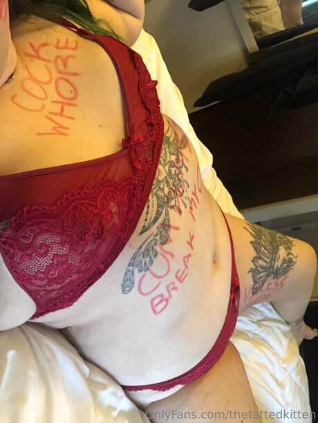 Thetattedkitten nude only fans leaks
