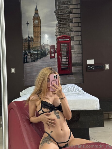 Adri Rre onlyfans leakes