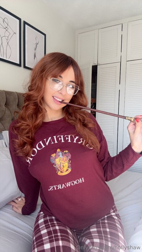 Clarawhitmore onlyfans leaks porn