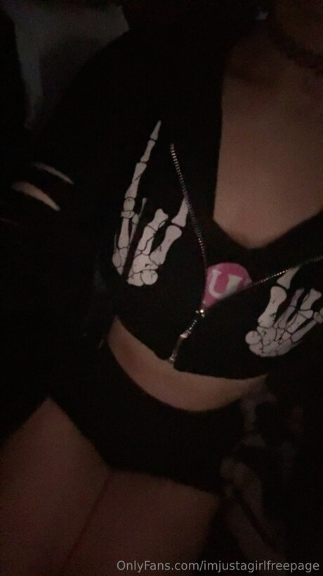 Imjustagirlfreepage onlyfans leak fuck