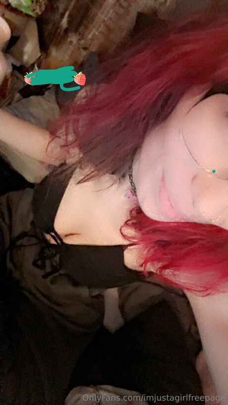 Imjustagirlfreepage onlyfans leakd