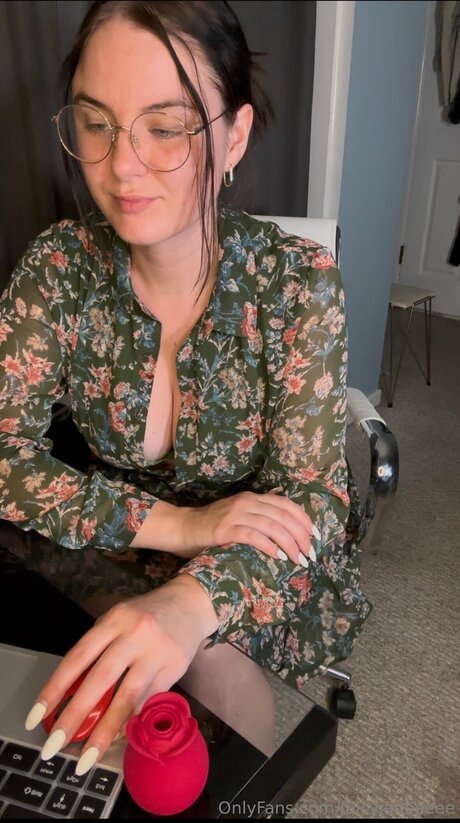 Juicyjaneeeee onlyfans photo