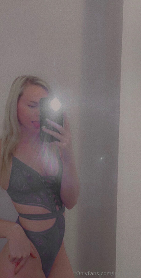 Lexi Smalls onlyfans leak fuck