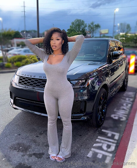 Lightskinkimmm naked leaked onlyfans