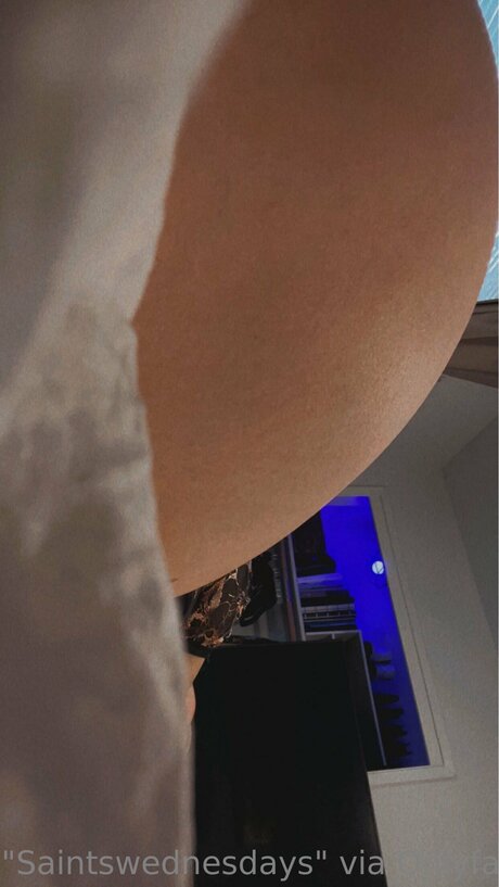 Saintswednesdays onlyfans leaks.