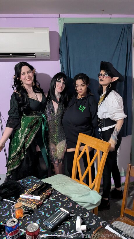 Showmeyourcrits leaked porn onlyfans