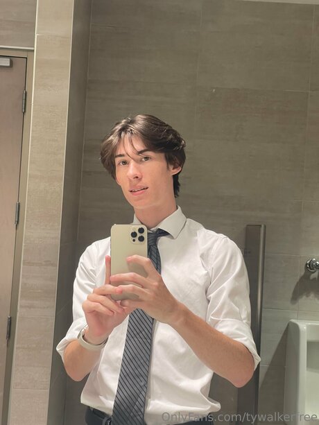 Tywalkerfree xxx onlyfans