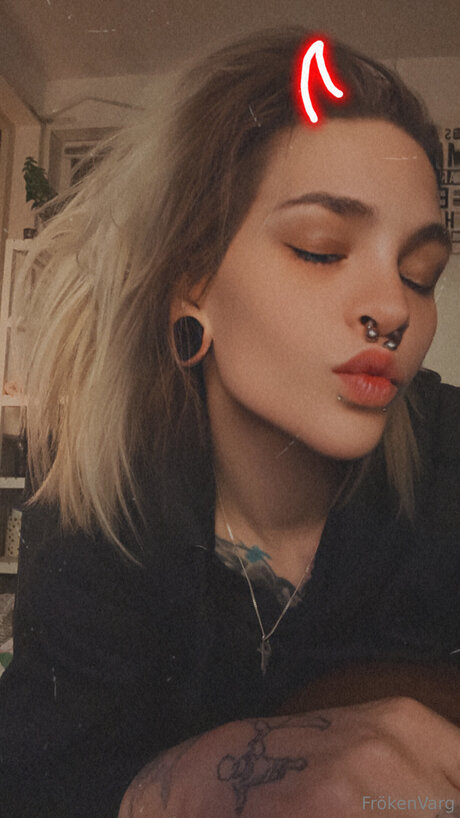 Frokenvarg nude on onlyfans