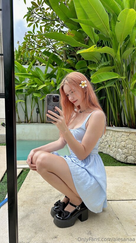 Alesanaa onlyfans striptease