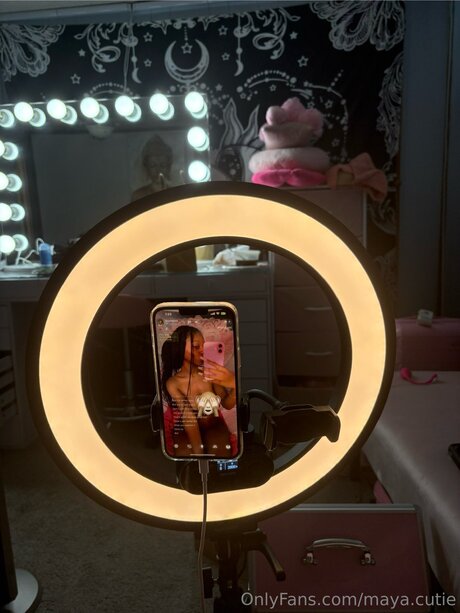 Maya Cutie onlyfans leaked pics