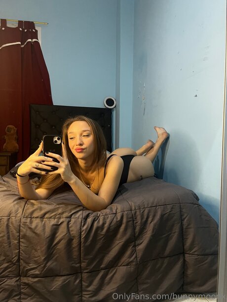 Bunnymoonx onlyfans for free