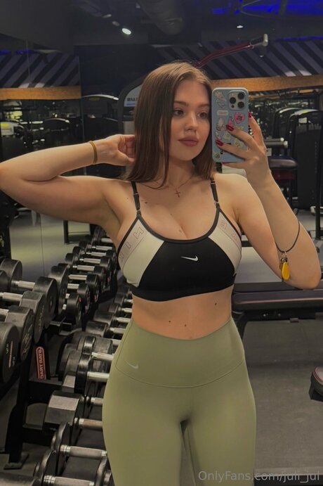 Juli Jul leak onlyfans