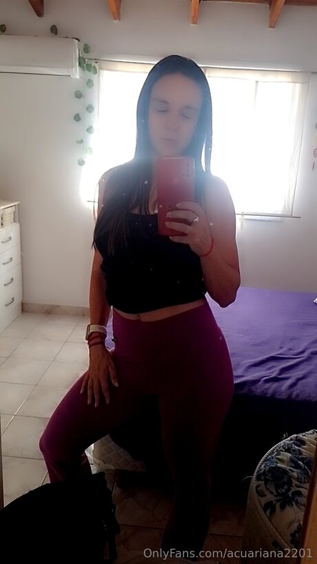 Acuariana2201 onlyfans leak