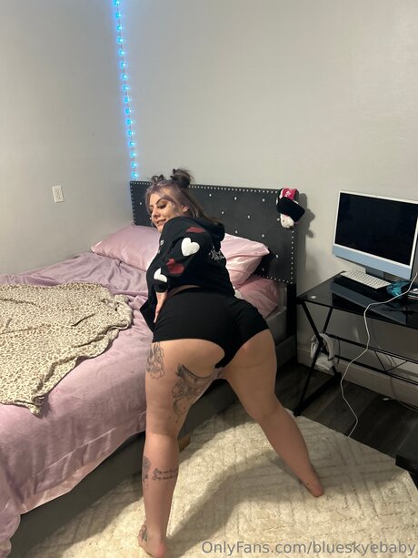 Blueskyebaby new onlyfans leaks