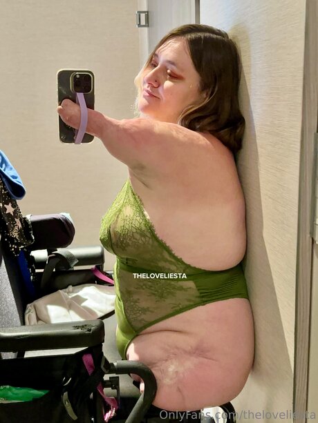 Theloveliesta Profile pic