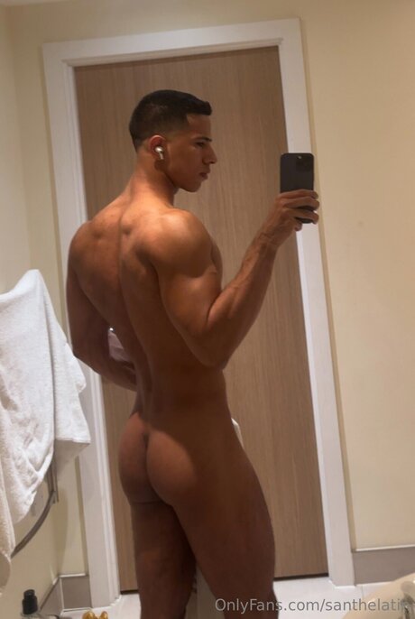 Santhelatin onlyfans explicit content