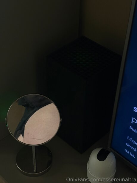 Essereunaltra onlyfans nude leak
