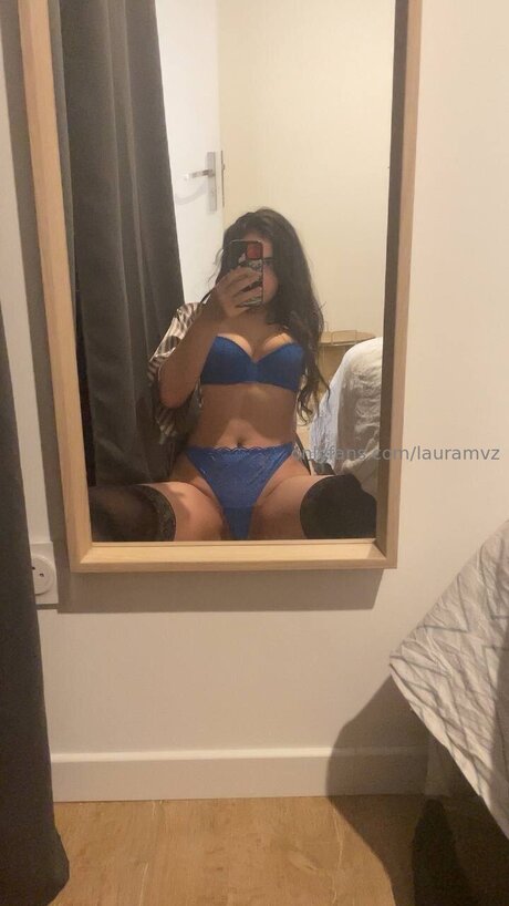 Lauradstn nude porn onlyfans