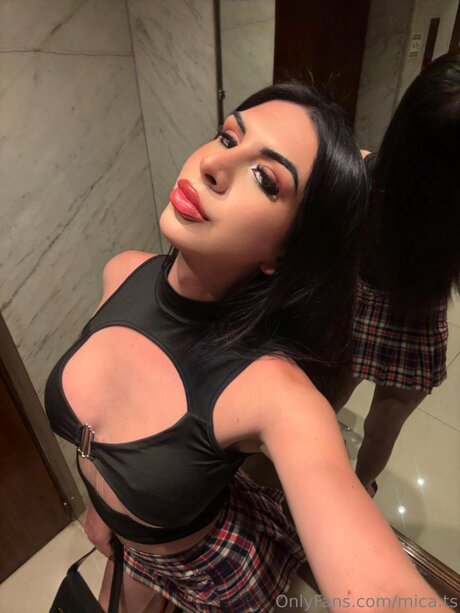 Micaelaa Xxx onlyfans leake