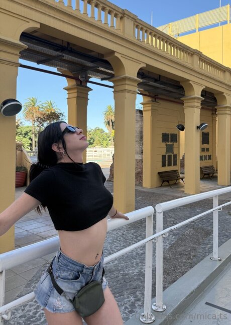 Micaelaa Xxx xxx onlyfans