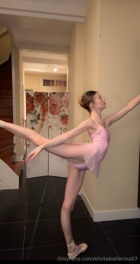 Elvitaballerina07 porn onlyfans leaks