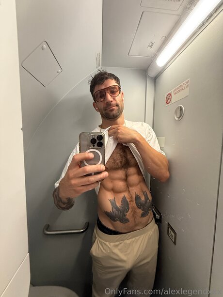 Alexlegendxxx onlyfans post