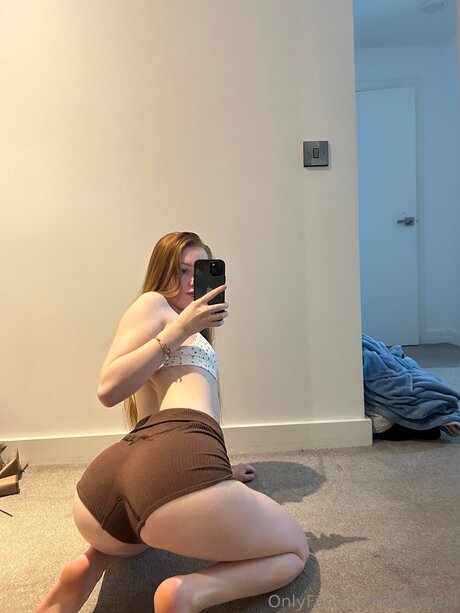 Lilyoneill only fans pic