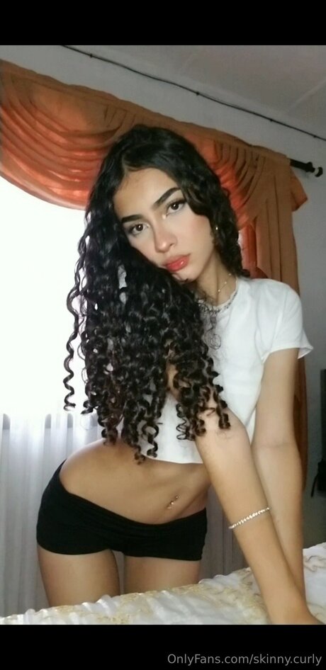 Skinny Curly onlyfans leak xxx