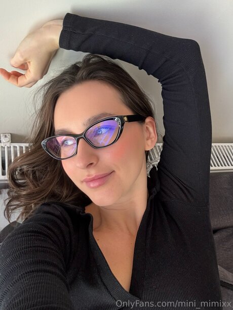 Mini Mimixx only fans nudes