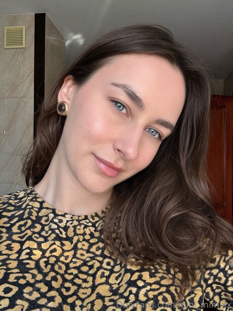 Mini Mimixx onlyfans leaked tits