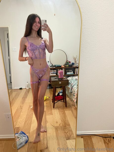 Lillaylaxofree nudes onlyfans leaked