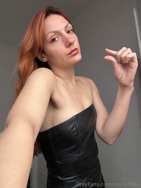 Maddy Mari onlyfans fotos