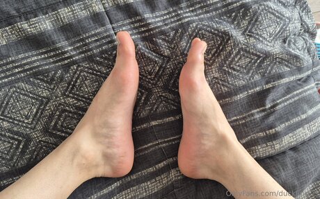 Duckling Cl onlyfans ass