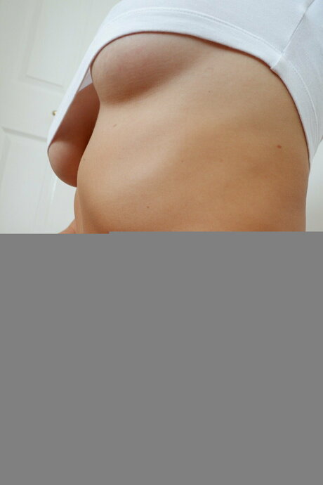 Arabellabr00ke onlyfans naked leaks