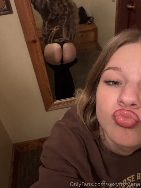Sexyfoxy Ana onlyfans star