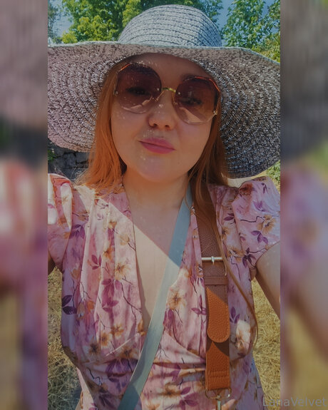 Elena Velvet25 new onlyfans leak