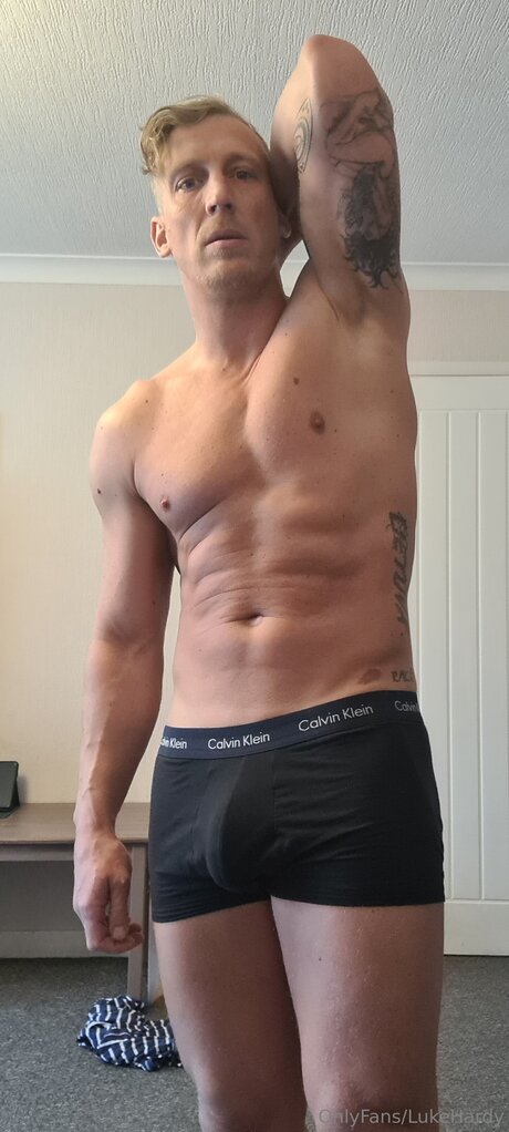 Lukehardy nudes only fans