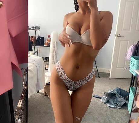 Baby Kaprixo porn only fans