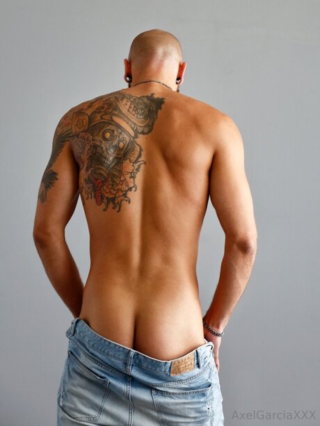 Axelgarciafree onlyfans porn leaked